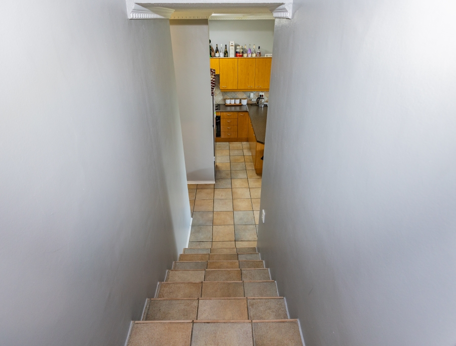 2 Bedroom Property for Sale in Rosendal Western Cape